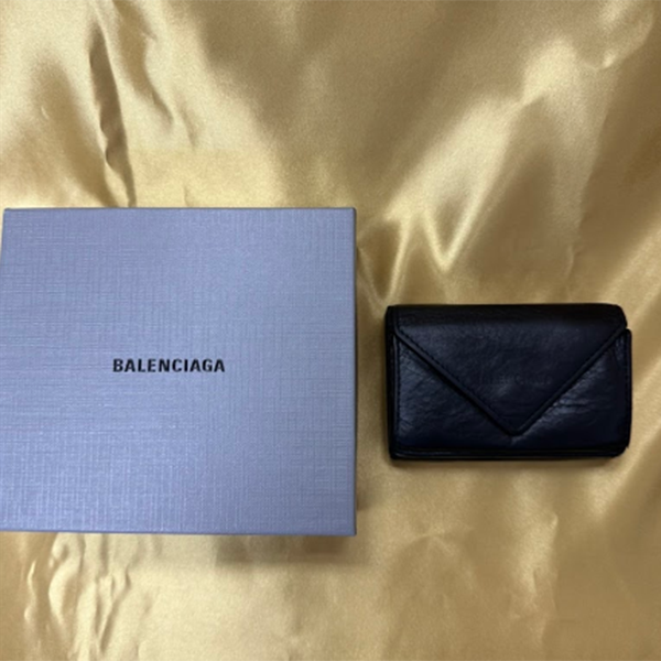 バレンシアガ ペーパーミニウォレット